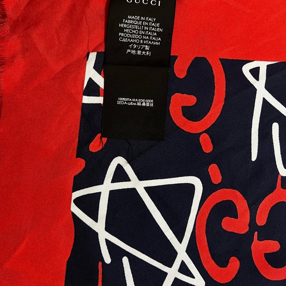 Gucci Ghost Scarf - Picture 3 of 3